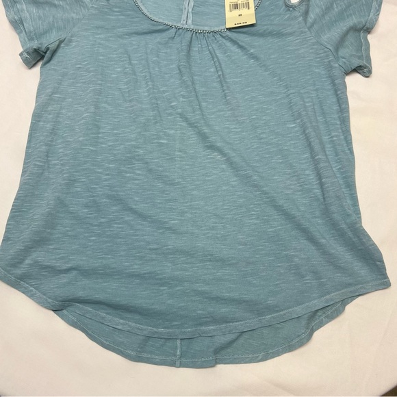 NWT Lucky Jade Cold-Shoulder Back Button Detailed Boho Top - Size M - Picture 12 of 16